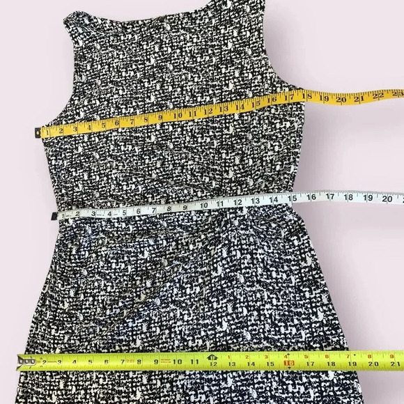Ann Taylor Sleeveless Ruched Shift Casual Dress Stretch Size 10 Black and White - Picture 14 of 16